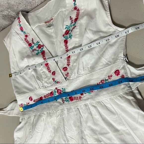 guess Jeans Floral Embroidered Dress - Picture 10 of 11